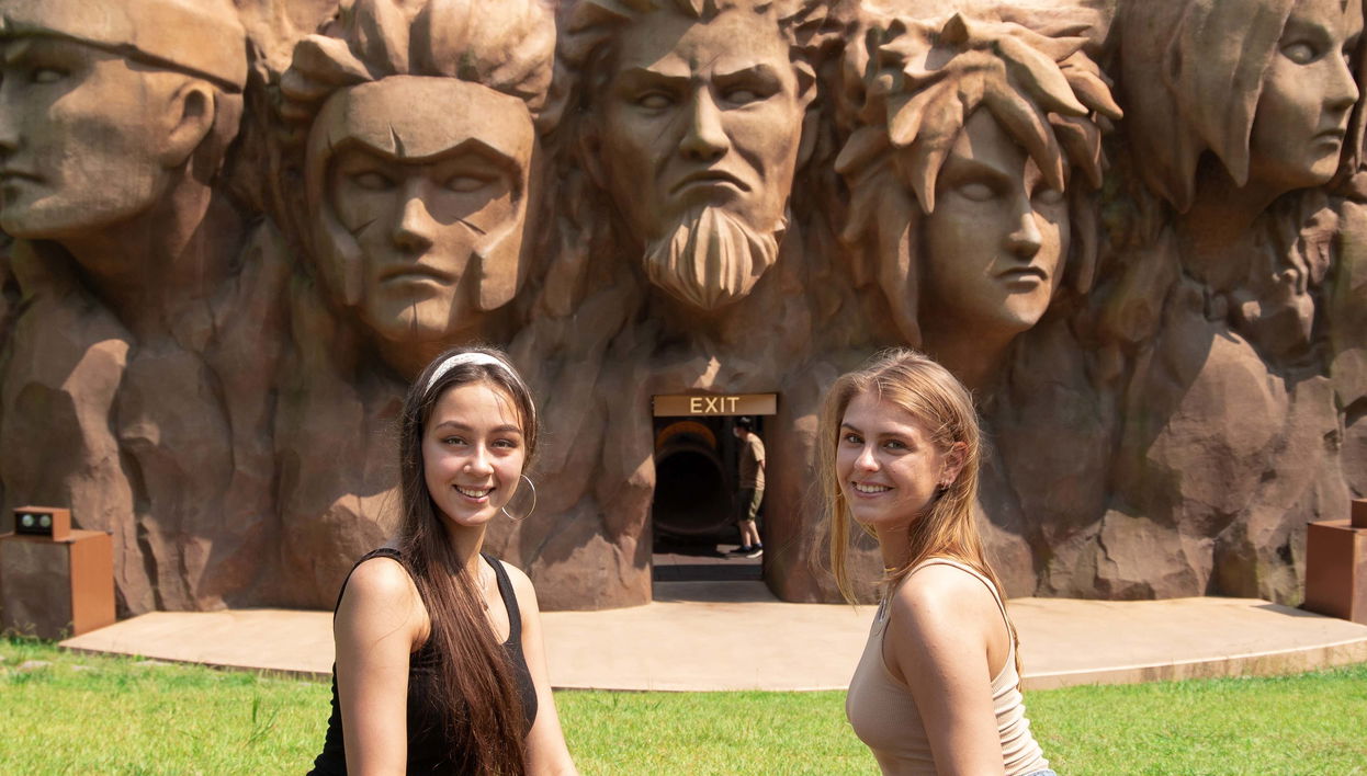 Day Trip to Nijigen No Mori Theme Park - Foto 1