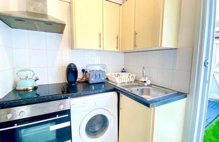 Modern and cosy studio flat - Photo 12