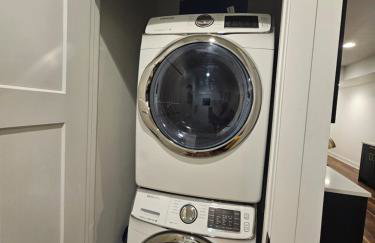 Charming 3 Bedroom house near Downtown IN - Photo 11