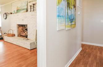 Spacious Home with Waterfront View-Welcome Pets - Foto 27