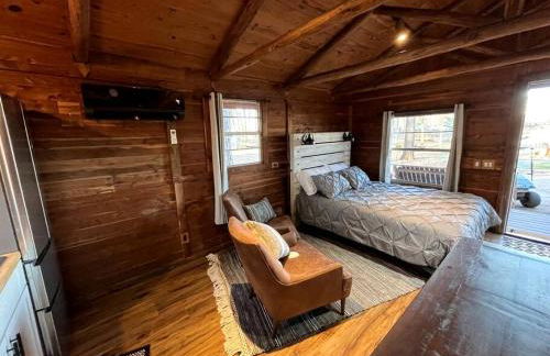 Incredible Lakefront Cabin for a Wonderful Family Adventure in Nature in Hemphill, Texas - Foto 17