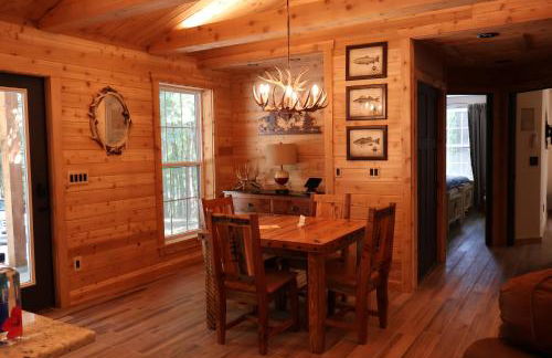 Cozy Cabin Retreat for Your Perfect Getaway - Foto 14
