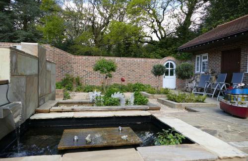 The Stables - 2 bed with large garden and hot tub. - Foto 60