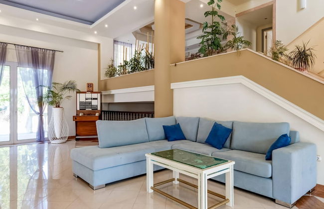 Beautiful Holiday Home With Private Pool - Foto 15