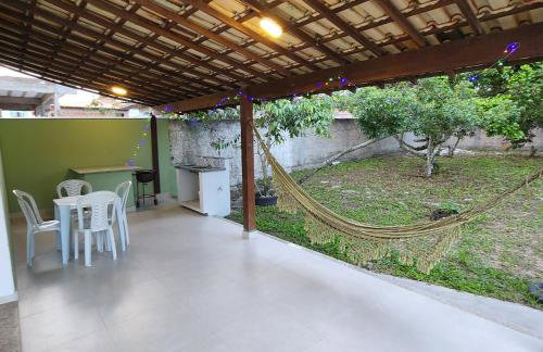 Casa confortável pertinho da praia com garagem e quintal - Foto 48