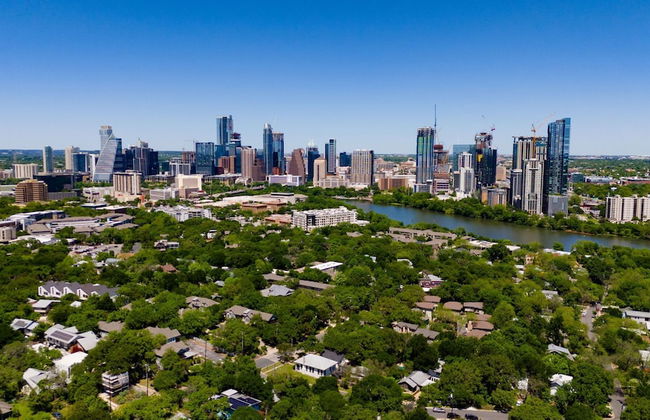 Chic Studio Walkable to Soco! - Foto 19