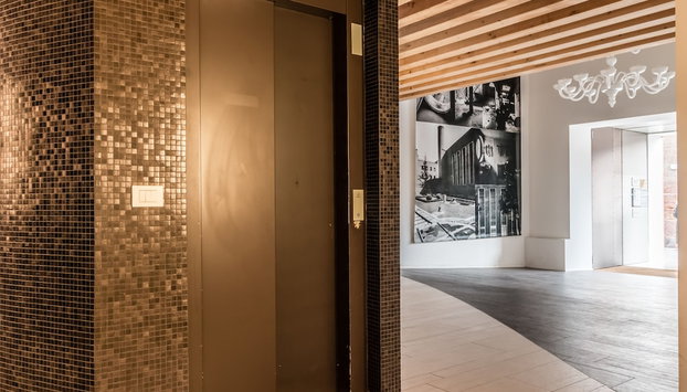 Mazzoni 10 Modern Flat - Foto 3, Entrada interior