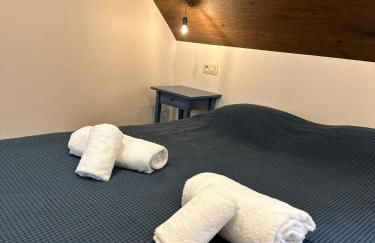 Tiny House dans les Bois Une Évasion Cozy pour Deux ! - Foto 3