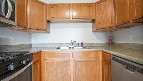 Bloomington Vacation Home - Foto 2, stove, dishwasher