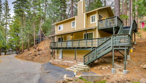 4 Mi to Lake Arrowhead Cabin with Grill and Deck! - Foto 3