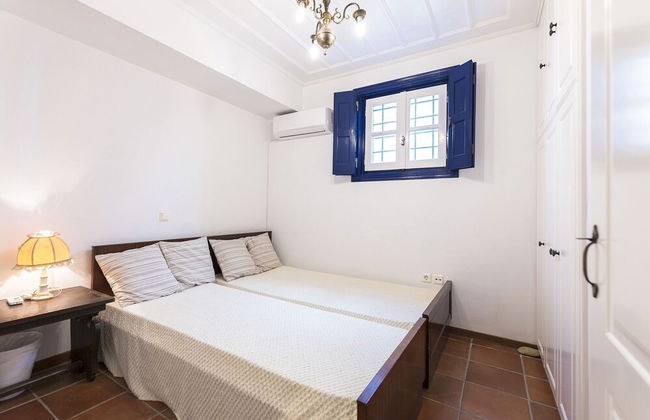 Beachfront Spetses Spectacular Fully Equipped Traditional Villa Families,groups - Photo 13