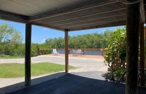 River Wilderness Waterfront Cabins - Photo 11