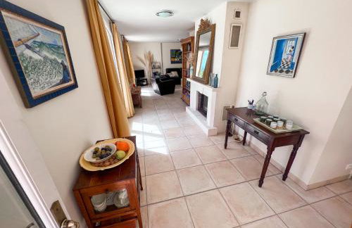 Villa "Le Sortilège" vue panoramique et piscine - Foto 24