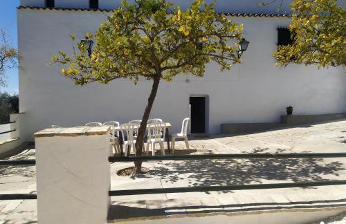 Charming house in Estepa, mountain view - Photo 8