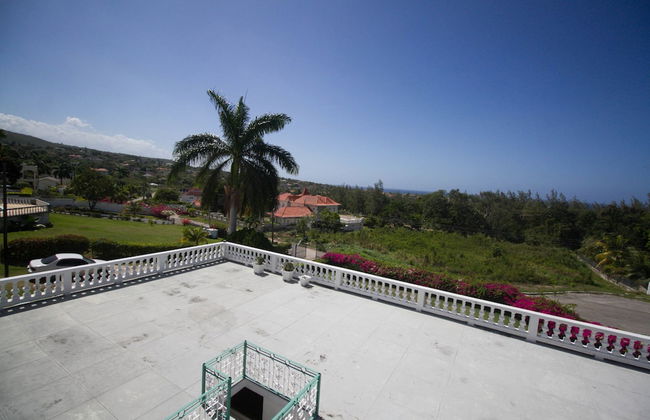 Sea View Chateau - Photo 37