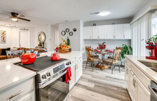 4 Mi to Joe Pool Lake! Cedar Hill Family Haven - Foto 9