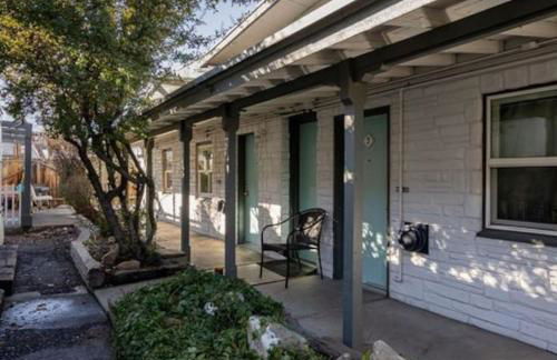 Charming Retro Property #3! - Foto 10