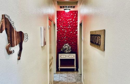 Wild Stallion HOT TUB Sleeps 4 Darts Private - Foto 3