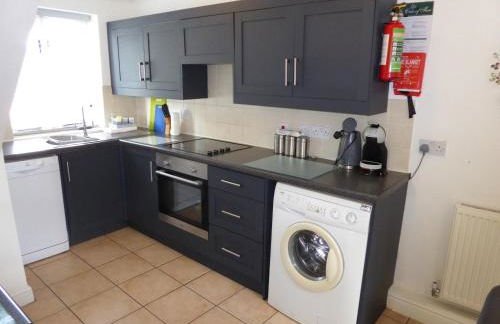 Arden Hill Farm House - Sleeps up to 16 - Snooker Table - HOT TUB - Foto 5