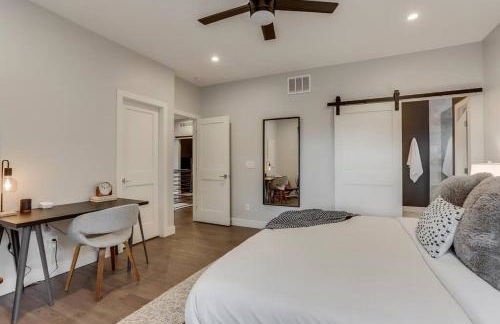 Zen Haus* Lavish Getaway w/ Gym, Sauna, Hot Tub - Foto 65