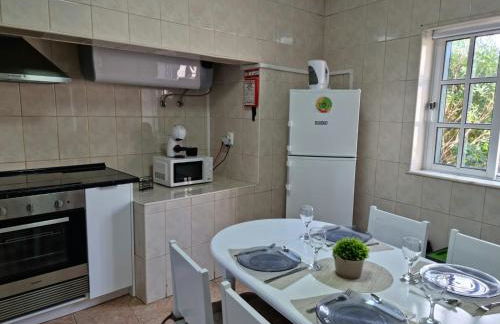 "Apartamentos do Farol" com vista para o mar - Foto 22