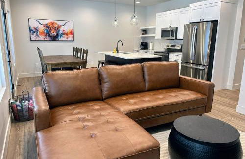 Alpine Escape Luxury Retreat, Hot Tub, Walkable, Mountain Views, 3 King Beds - Foto 14