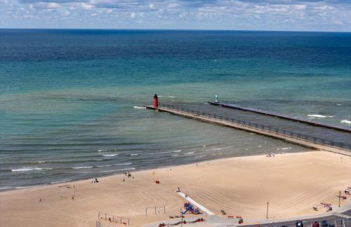 Lux Beach Home Lake Views Firepit - Foto 9