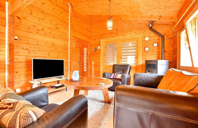 Wooden Holiday Home in Meijel With Private Garden - Photo 1