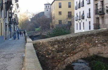 Charming apartment historic centre Granada 80 m² + balcony - Photo 15