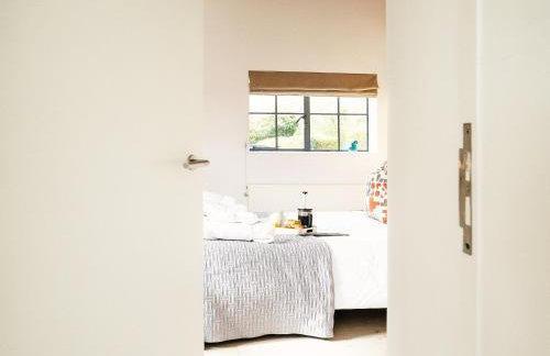 The Workshop by The Suffolk Cottage Collection - Photo 7