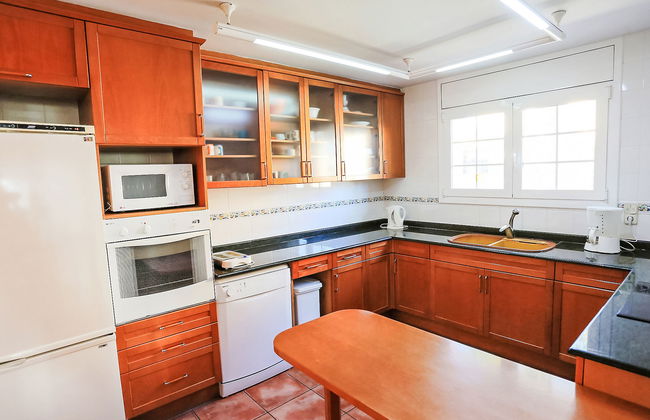 Villa Caleta - Photo 8