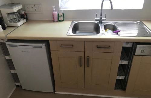 Bob's House quiet retreat with large shared garden - Foto 16