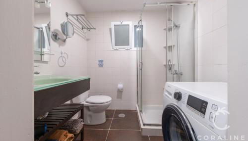 Coraline House Las Canteras - Photo 4, towels, Shower