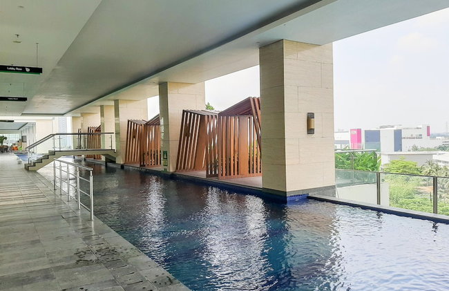 Convenient Studio Apartment At B Residence - Foto 13