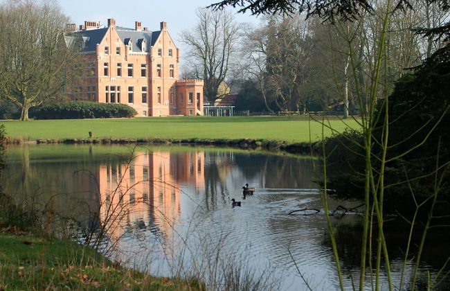 Family Home With Garden - Photo 28