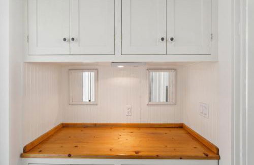 Charming Downtown McCloud Retreat home - Foto 17