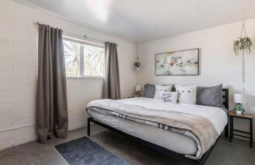 2BR 6 Min to UofA BBQ, Sunshine & Cozy Vibes! - Foto 9