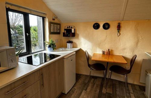 Little Linney - Sleeps 2 - Garden - Wifi - Parking - Photo 9