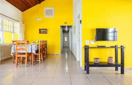 Casa 4 quartos, 2 suítes, piscina e acessibilidade - Frente para a lagoa - Foto 35