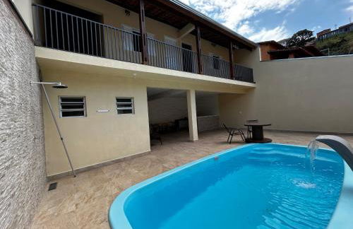 Casa de temporada em Lindoia - Com piscina e churrasqueira - Foto 3
