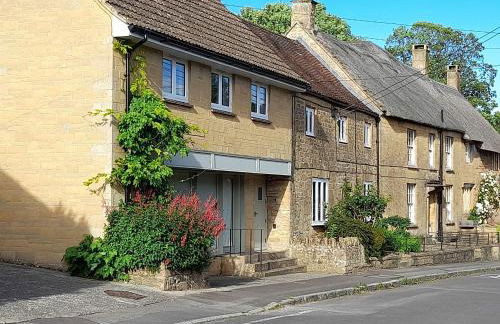 Greenham Rise - Photo 1