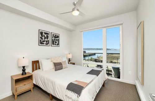 Waterfront Views Prime Downtown Apartment - Foto 16