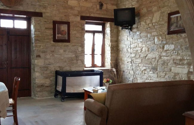 Romios Holiday Apartments - Photo 42