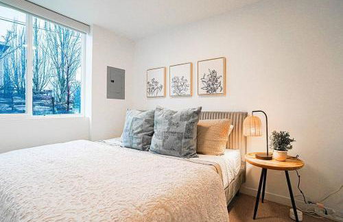 Modern Home, Rooftop view, 3 block Beacon station - Foto 7