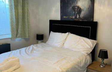 Beautiful 2-bedroom in Grays close to Lakeside - Foto 13