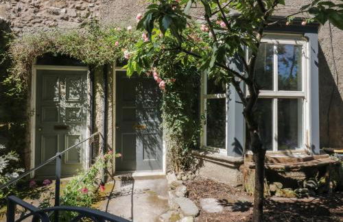 Willow Cottage - Photo 2