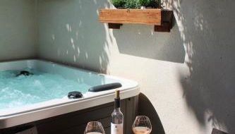 LA PETITE MAISON DE MAUSSANE *** - Foto 4