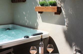 LA PETITE MAISON DE MAUSSANE *** - Foto 4