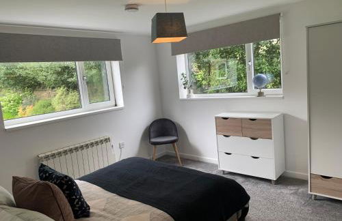 Bronte Country - 2 Bed Apartment near Cliffe Castle - Foto 30