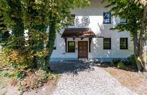 Snug Stays 2 - Design Studio am See mit Terrasse, Garten, 40m vom See - Foto 30